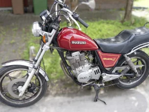 Suzuki GN