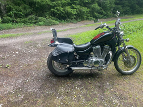 Suzuki Intruder