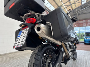 BMW F