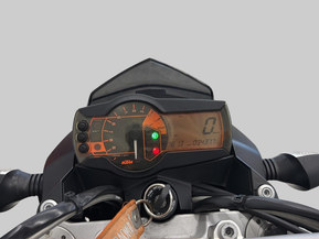 KTM 990