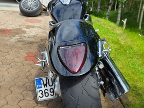 Suzuki Intruder