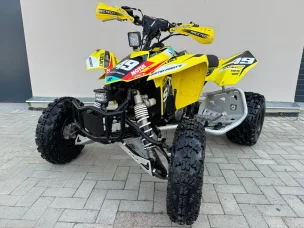 Suzuki LT-R