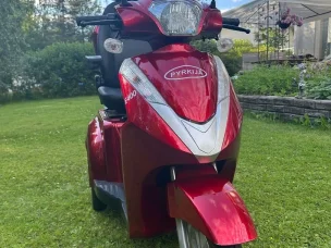 Pyrkijä E400