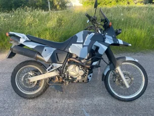 Suzuki DR