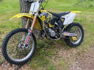 Suzuki RM