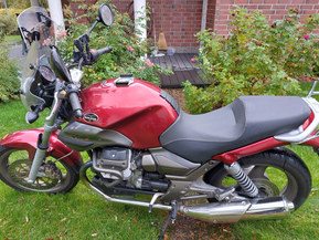 Moto Guzzi Breva