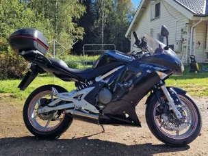 Kawasaki ER-6f
