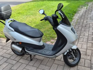 Peugeot Elyseo