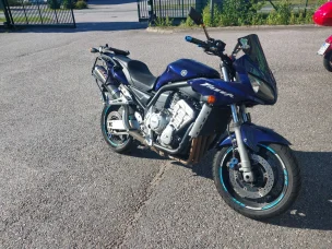 Yamaha FZS