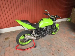 Kawasaki GPZ