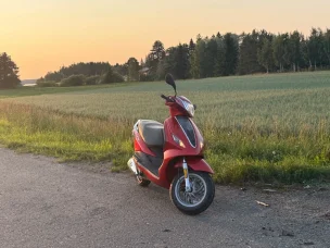 Piaggio Fly