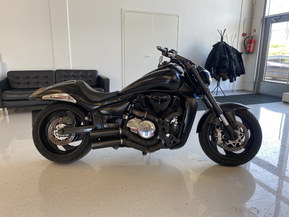 Suzuki Intruder