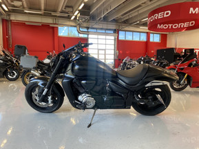 Suzuki Intruder