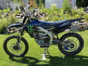 Yamaha YZF
