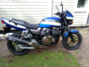 Kawasaki ZRX