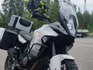 KTM 1290 Super Adventure T