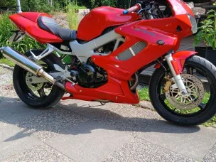 Honda VTR