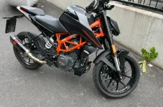 KTM 390