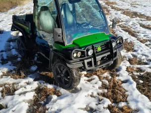 John Deere Gator
