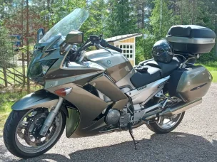 Yamaha FJR