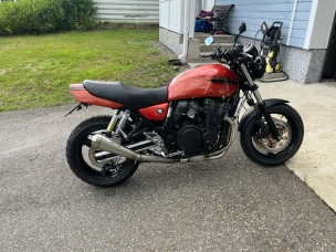 Suzuki GSX