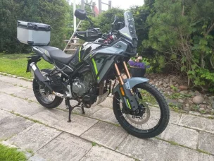 CFMOTO 450MT