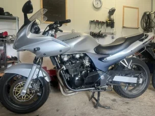 Kawasaki ZR-7S