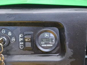 John Deere Gator