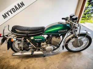 Suzuki T