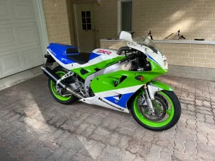 Kawasaki ZXR