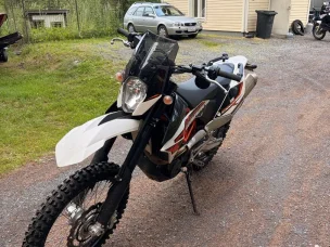 KTM 690