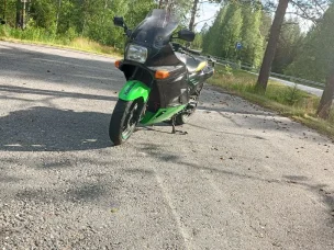 Kawasaki ZX