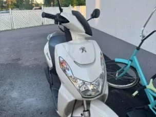Peugeot Kisbee
