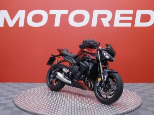 Triumph Street Triple