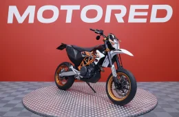 KTM 690