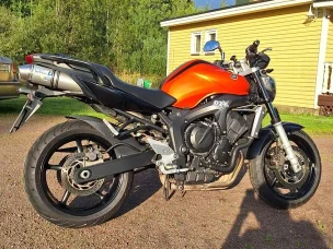 Yamaha FZ6