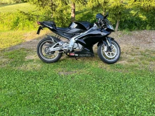 Aprilia RS