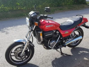 Honda VF