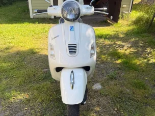 Vespa GTS