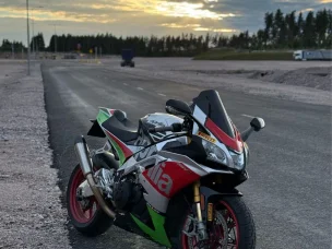 Aprilia RSV4