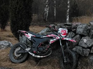 Aprilia SX