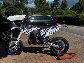 KTM 300