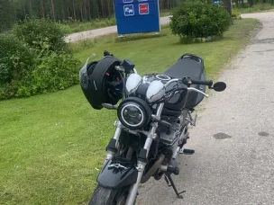 Suzuki GS