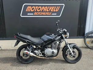 Suzuki GS