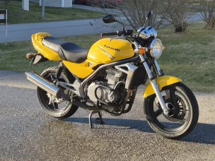 Kawasaki ER-5