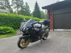 Kawasaki ZX-12R