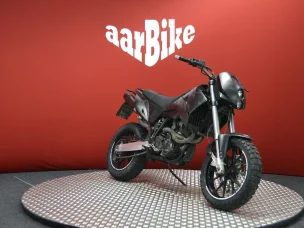 KTM 640