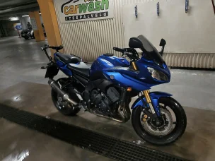 Yamaha FZ8-S