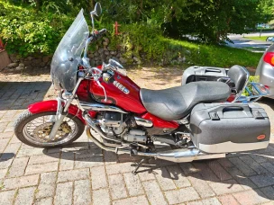 Moto Guzzi 750 Nevada Classic