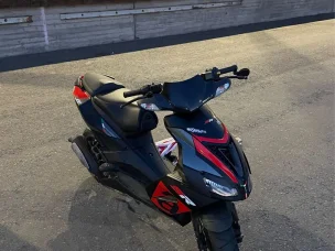 Aprilia SR